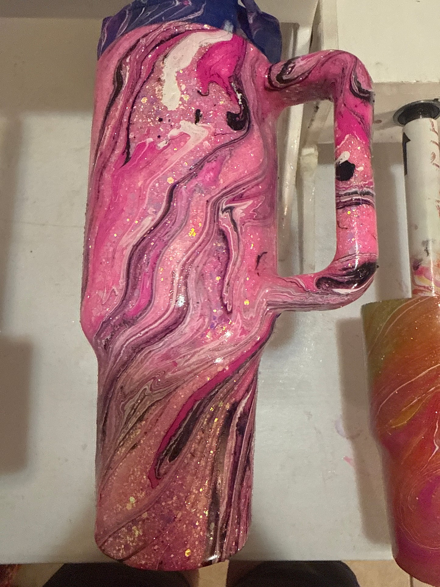 40oz tumbler pink hydro dip