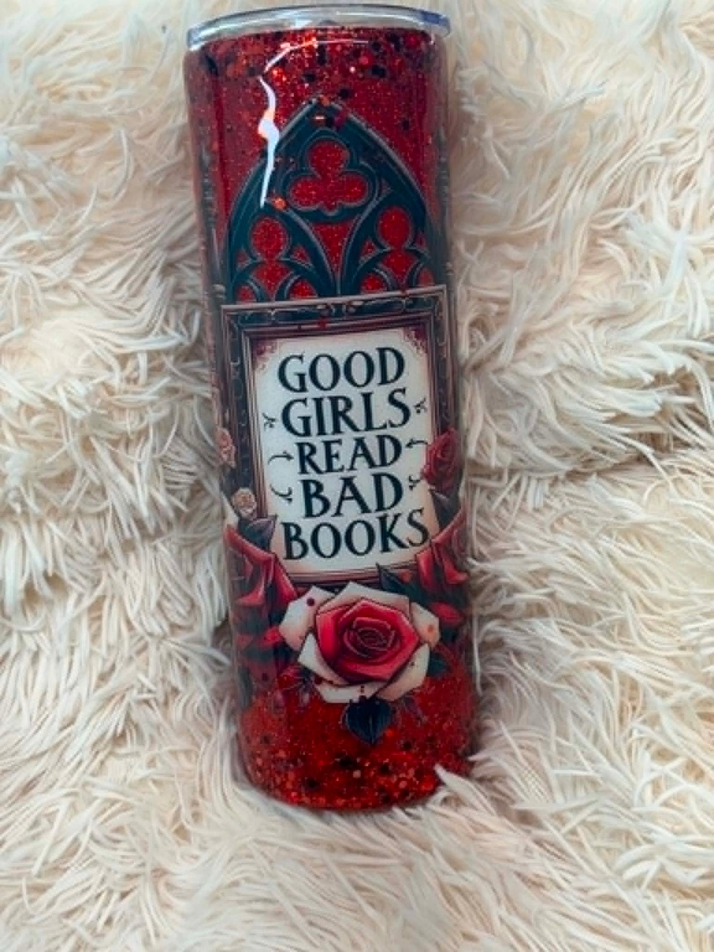 30 oz Hoggdle Good Girls Bad Books