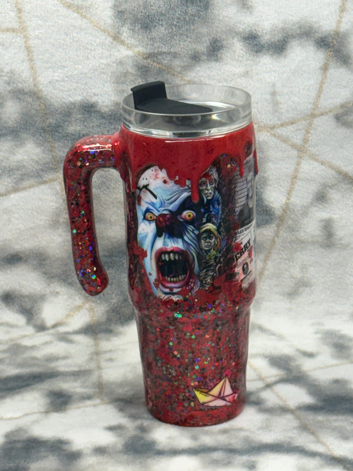 30oz grippy tumbler Pennywise ￼