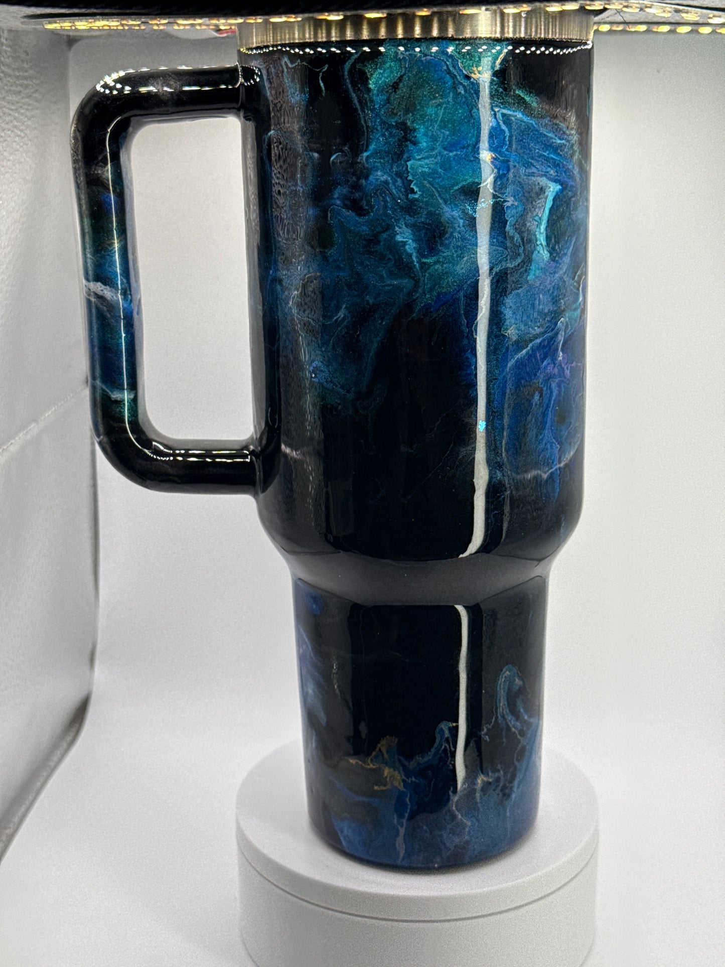 40oz tumbler marble blue