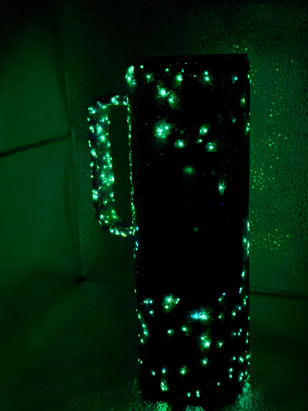 #19 20oz tumbler glow ozzy with custom handle